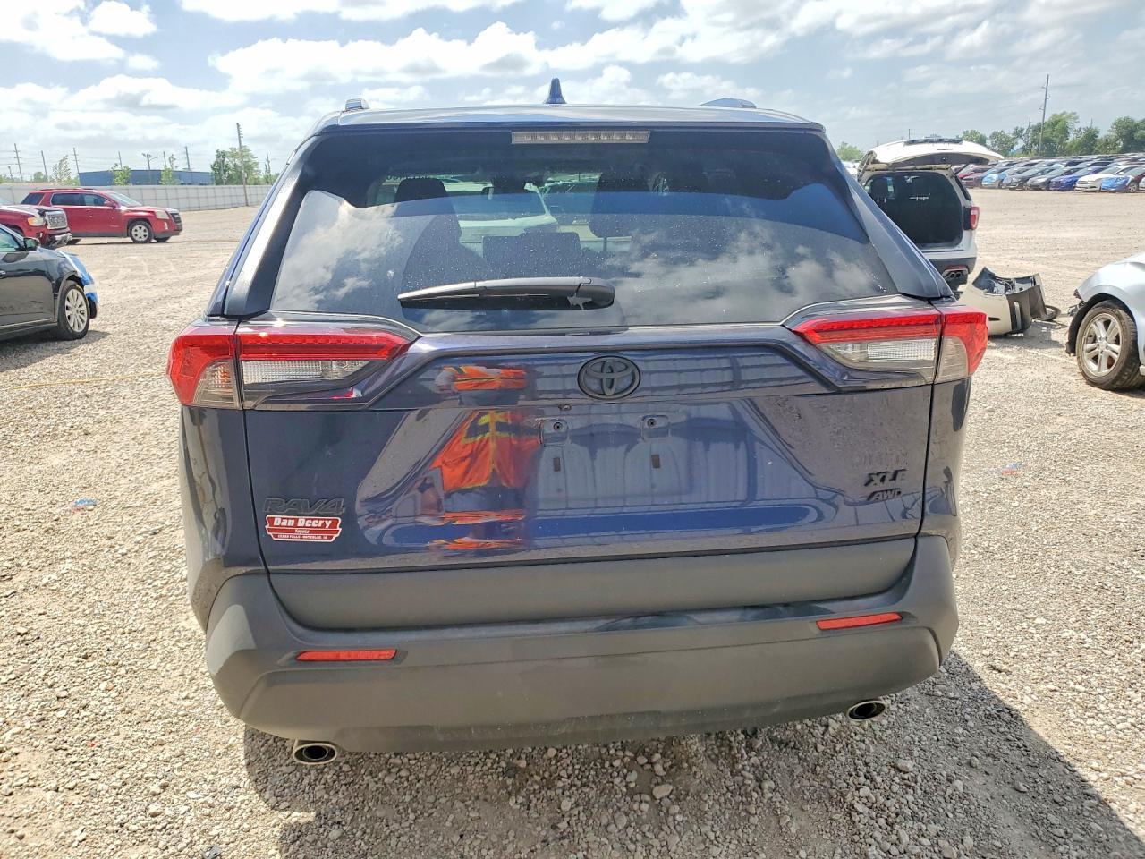 2025 Toyota Rav4 Xle Premium - Фото 6