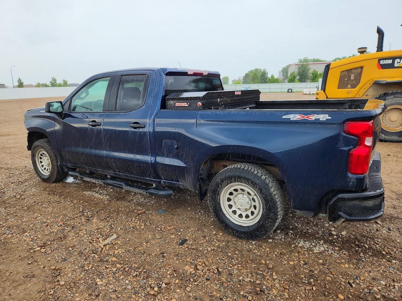 2023 Chevrolet Silverado K1500 - Фото 2