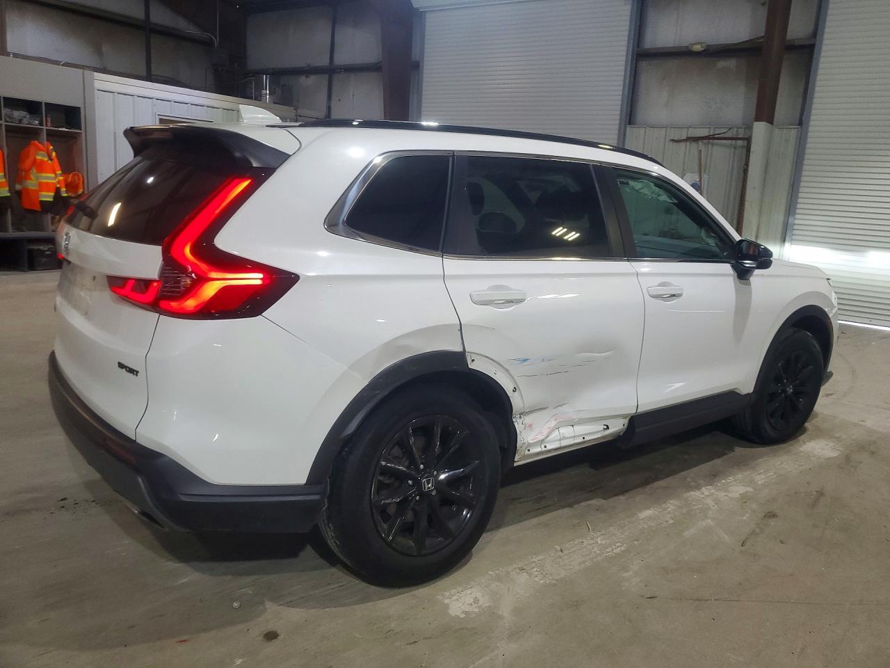 2023 Honda Cr-V Sport - Image 3