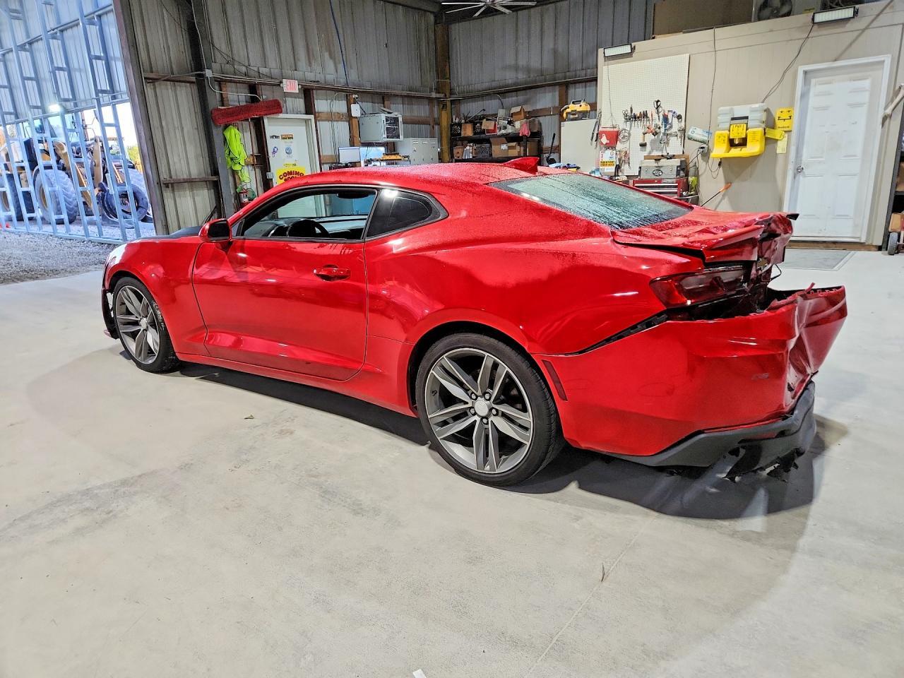 2016 Chevrolet Camaro Lt - Image 2