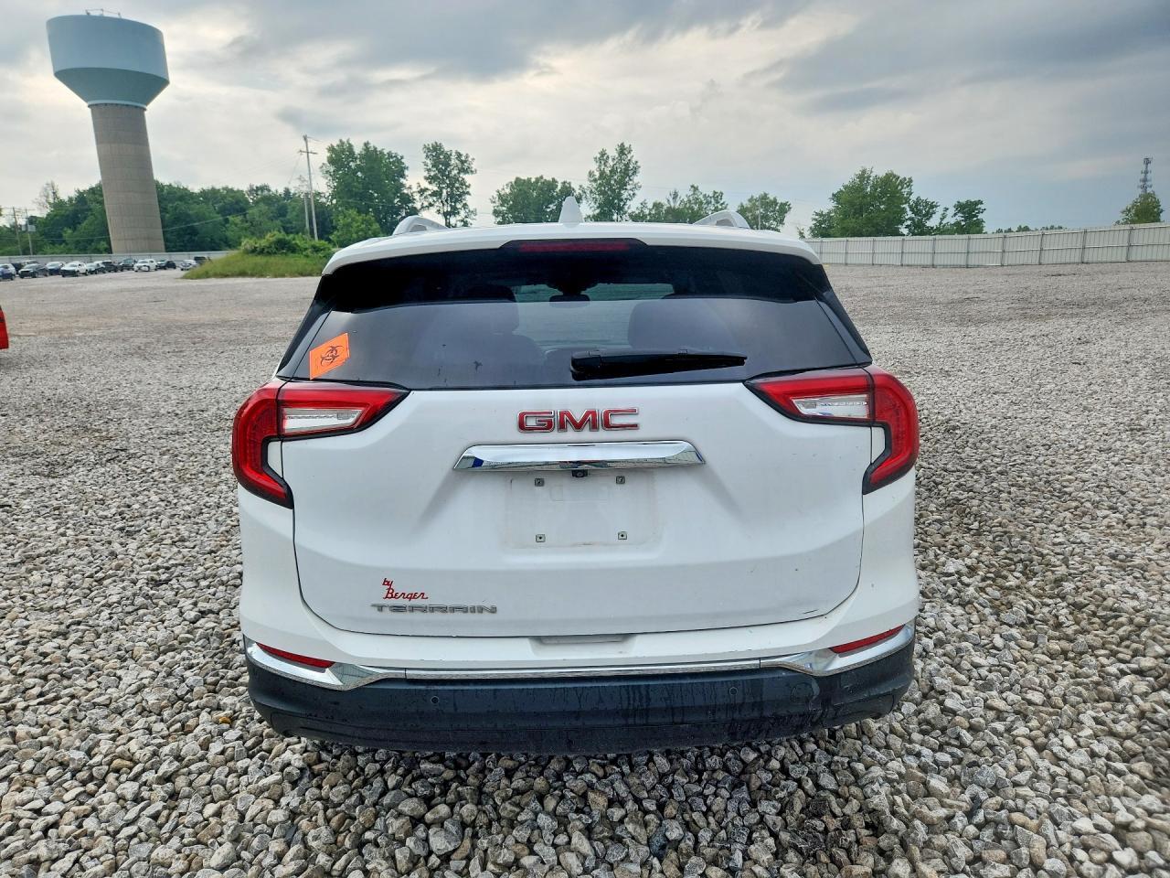 2023 GMC Terrain Slt - Image 6