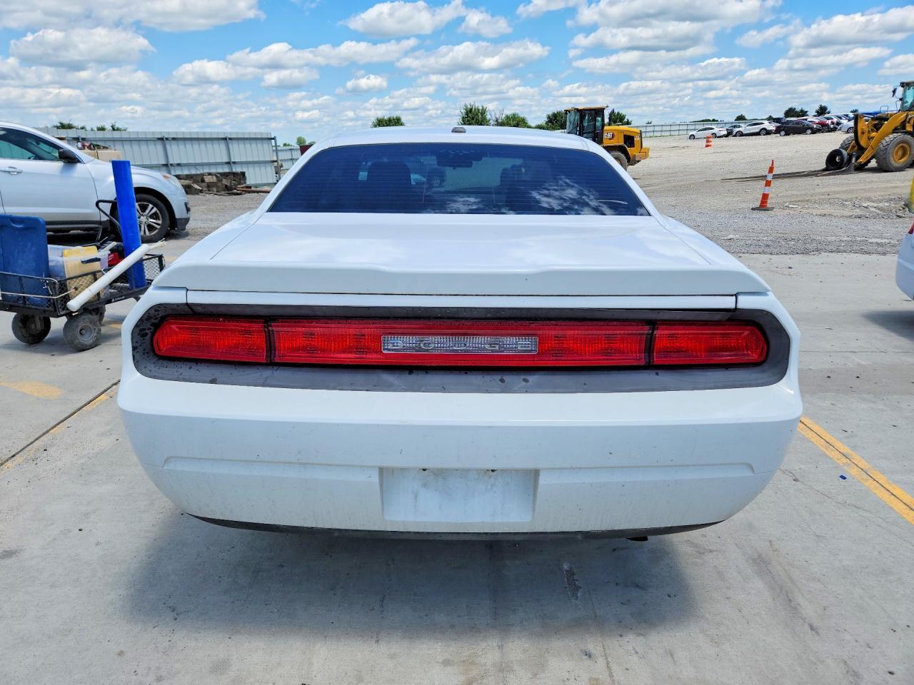 2010 Dodge Challenger Se - Image 6