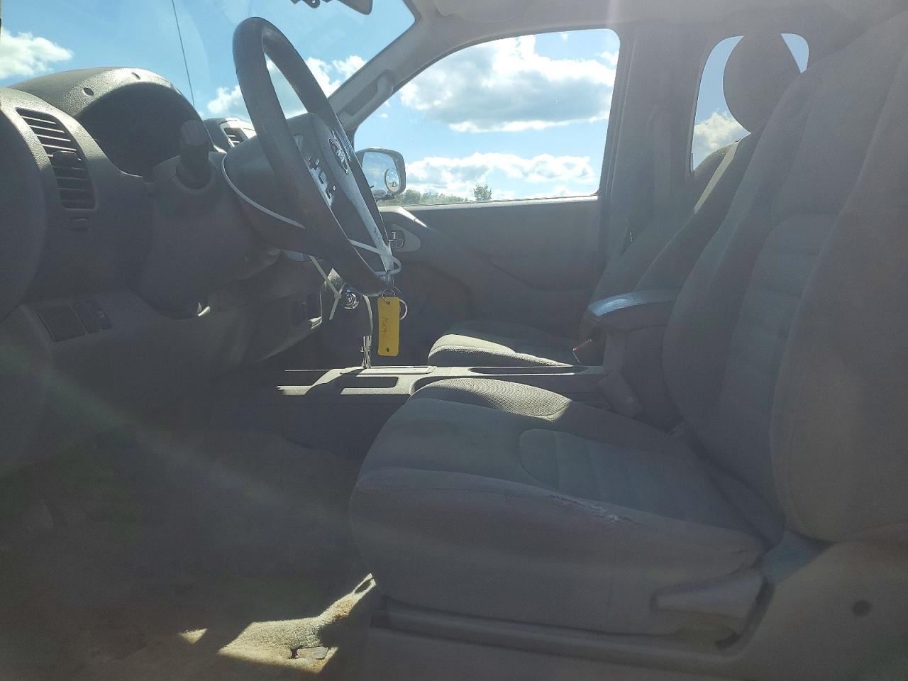 2016 Nissan Frontier S - Фото 7