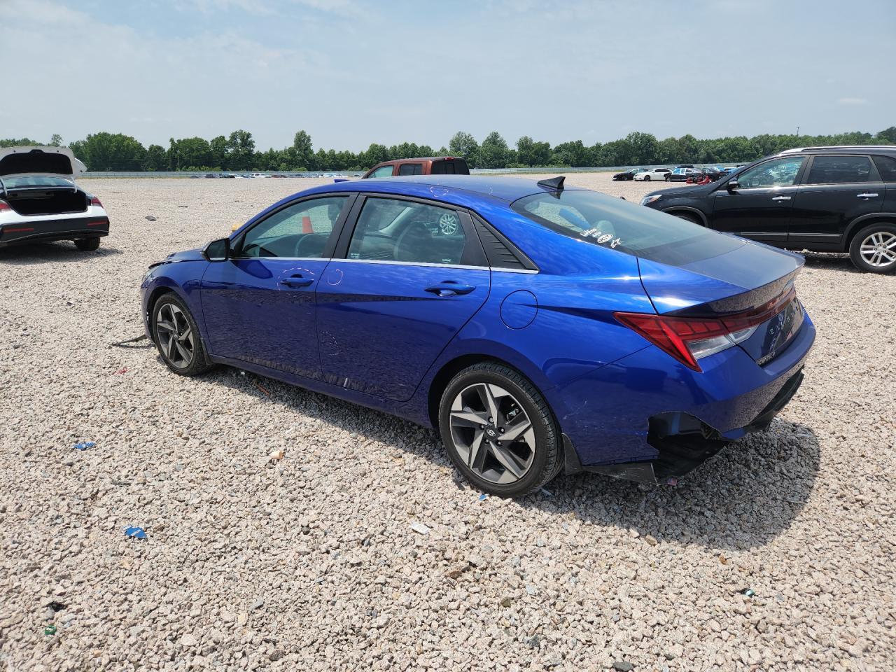 2023 Hyundai Elantra Limited - Фото 2