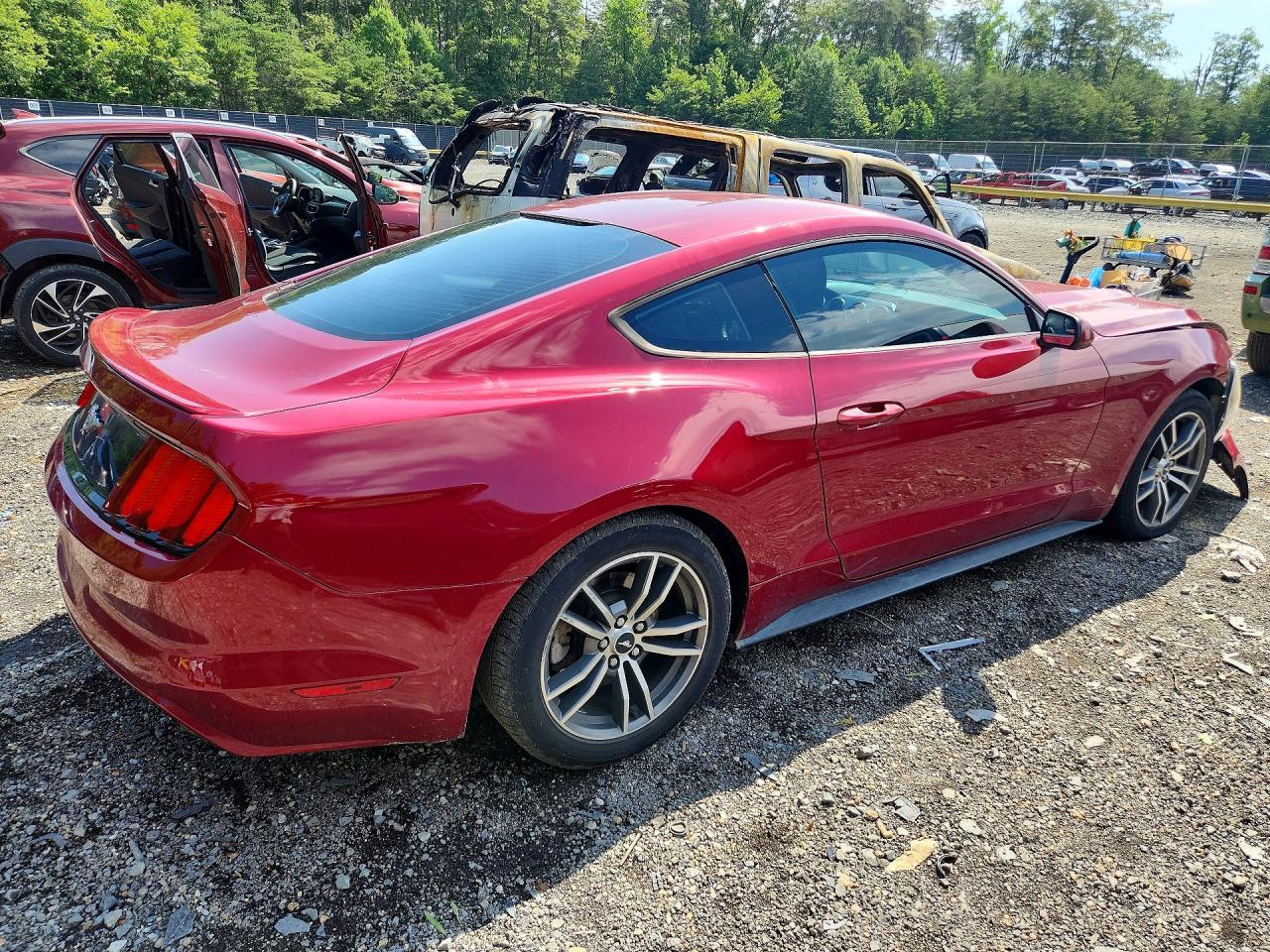 2016 Ford Mustang - Фото 3