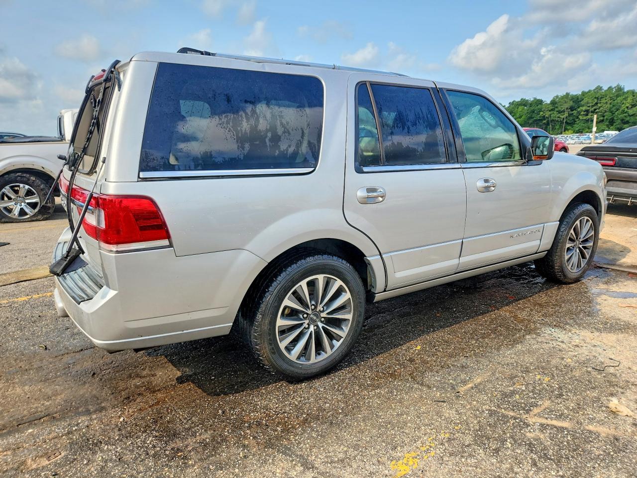 2015 Lincoln Navigator - Фото 3