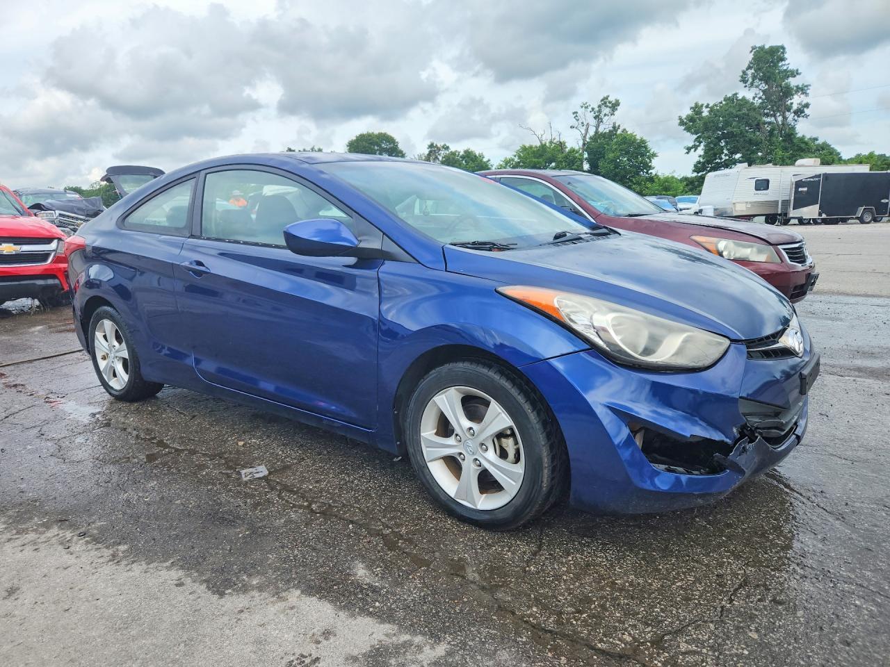 2013 Hyundai Elantra Coupe Gs - Фото 4