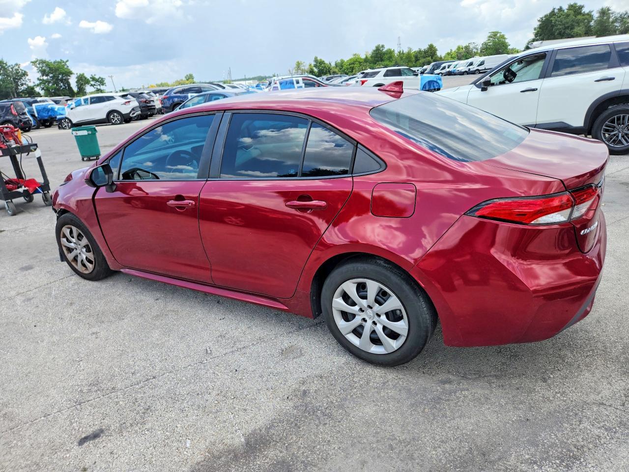 2022 Toyota Corolla Le - Image 2