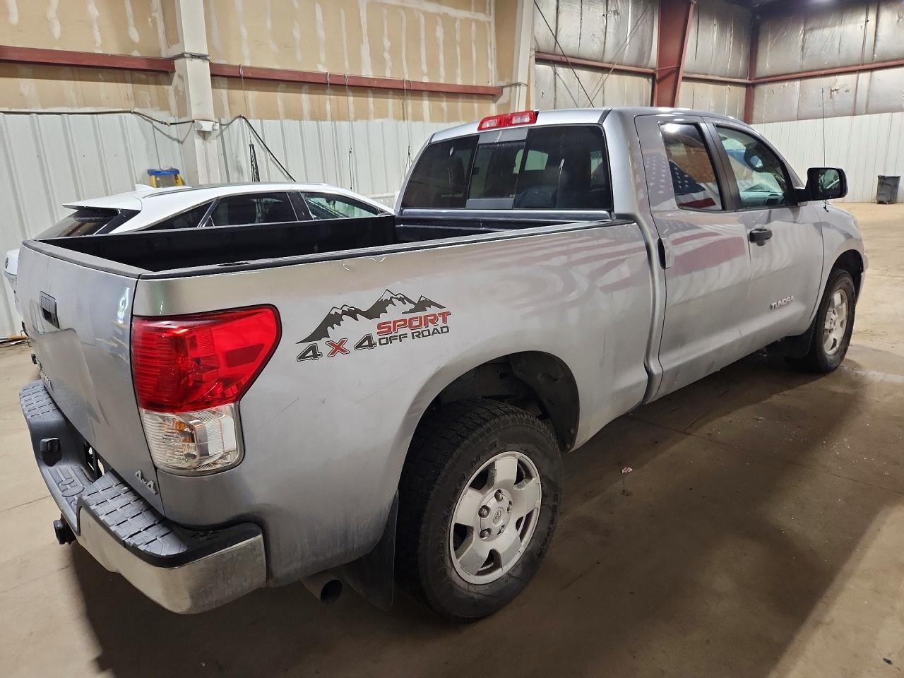 2013 Toyota Tundra Double Cab Sr5 - Фото 3