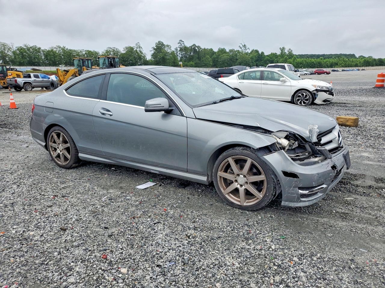 2013 Mercedes-Benz C 250 - Фото 4