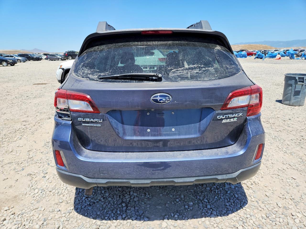 2017 Subaru Outback 2.5I - Image 6