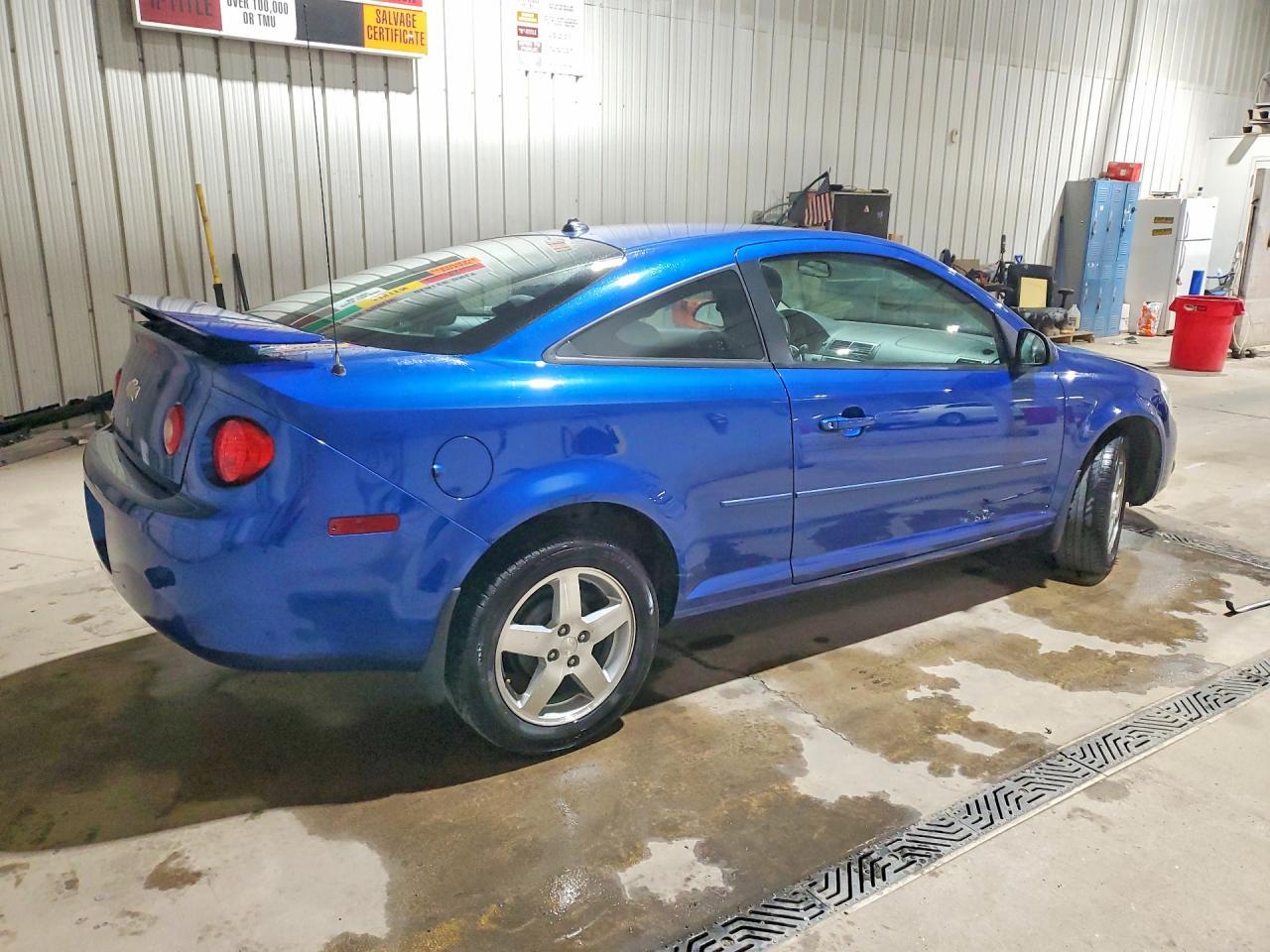 2005 Chevrolet Cobalt Ls - Image 3