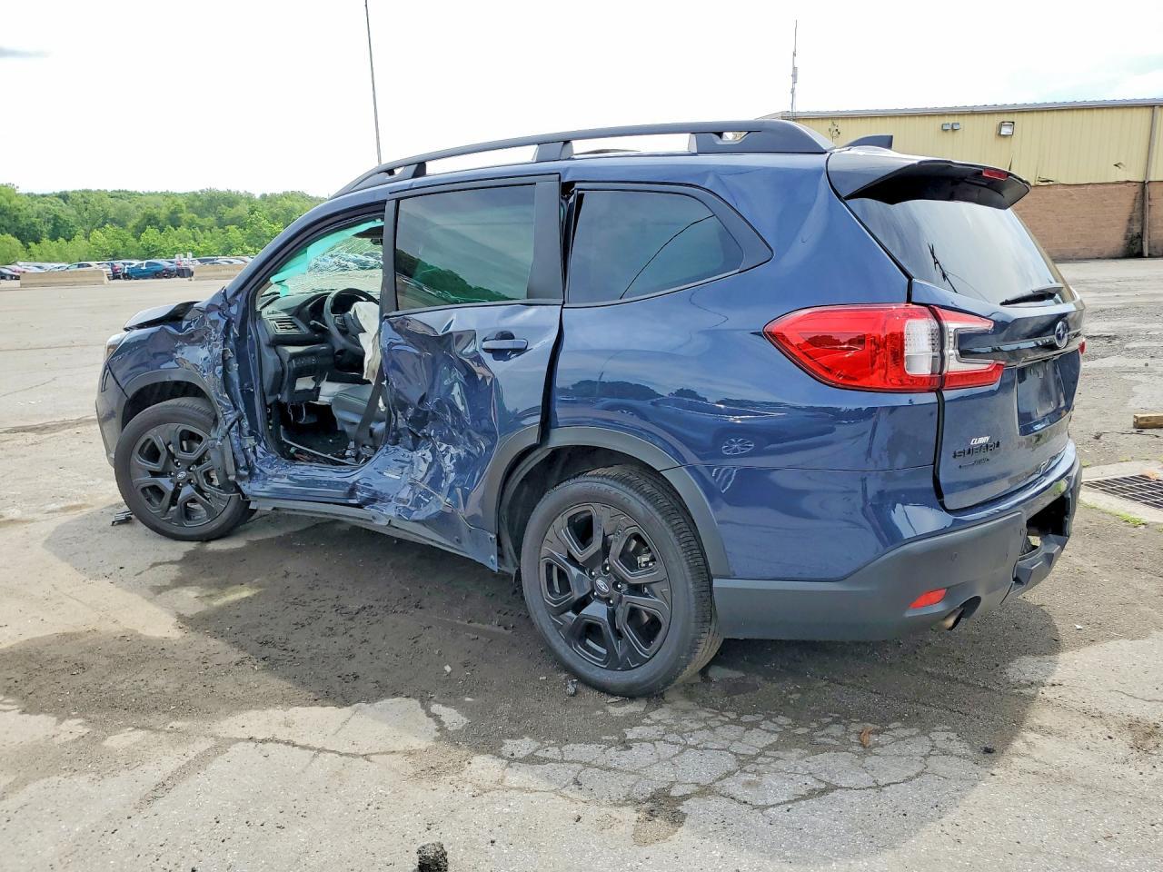 2025 Subaru Ascent Onyx Edition - Фото 2