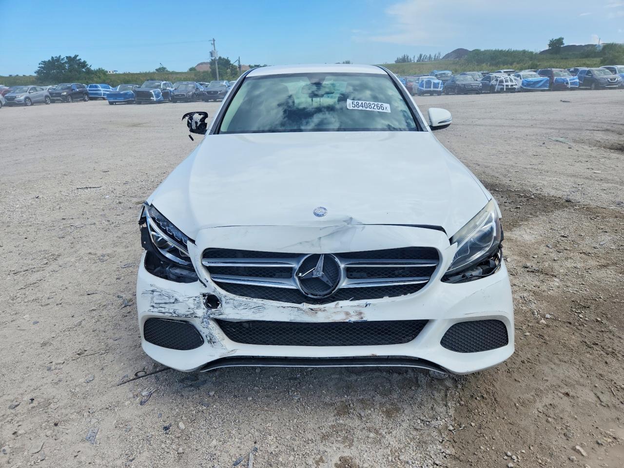 2016 Mercedes-Benz C 300 4Matic - Image 5