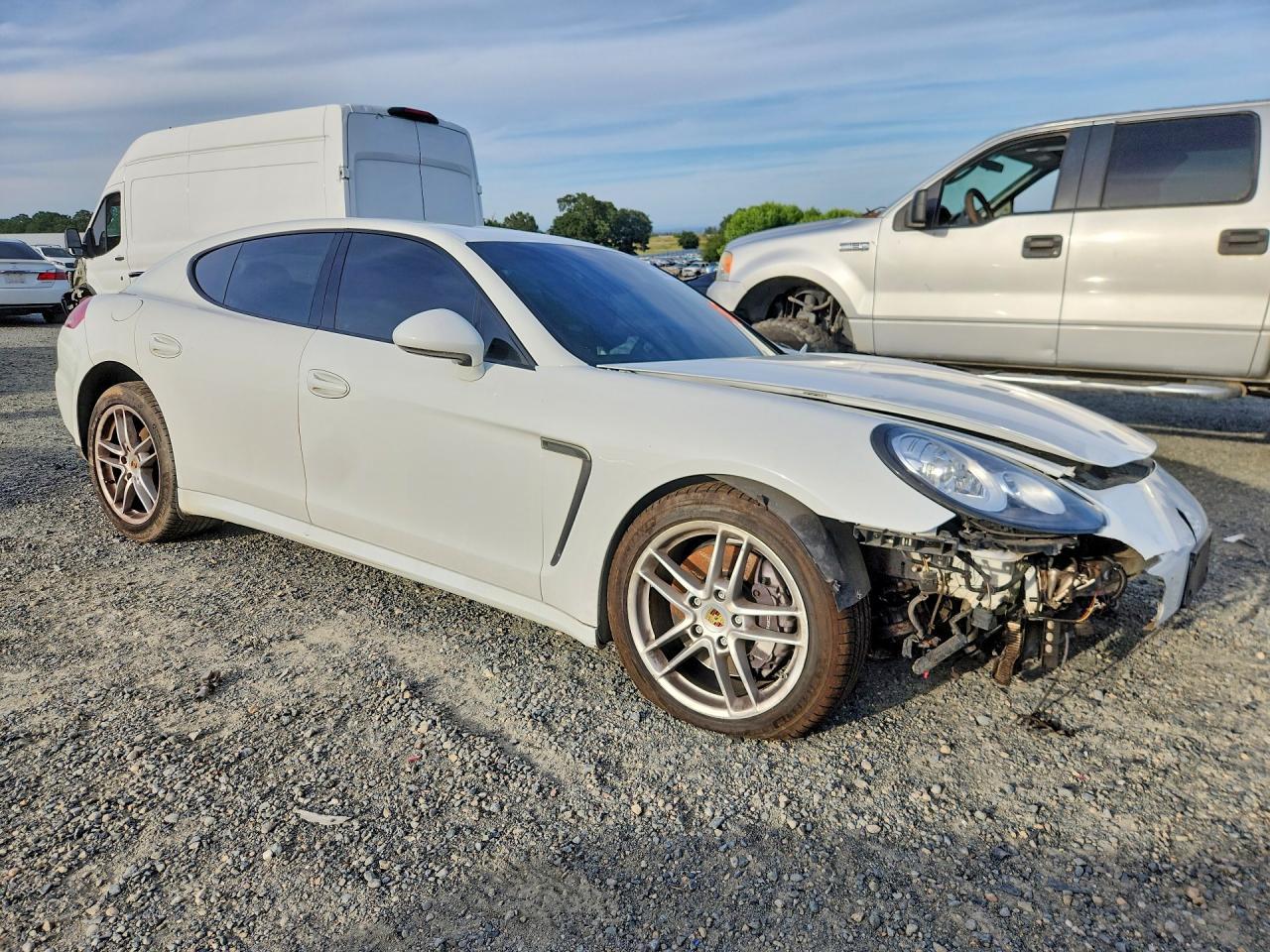 2016 Porsche Panamera 2 - Image 4
