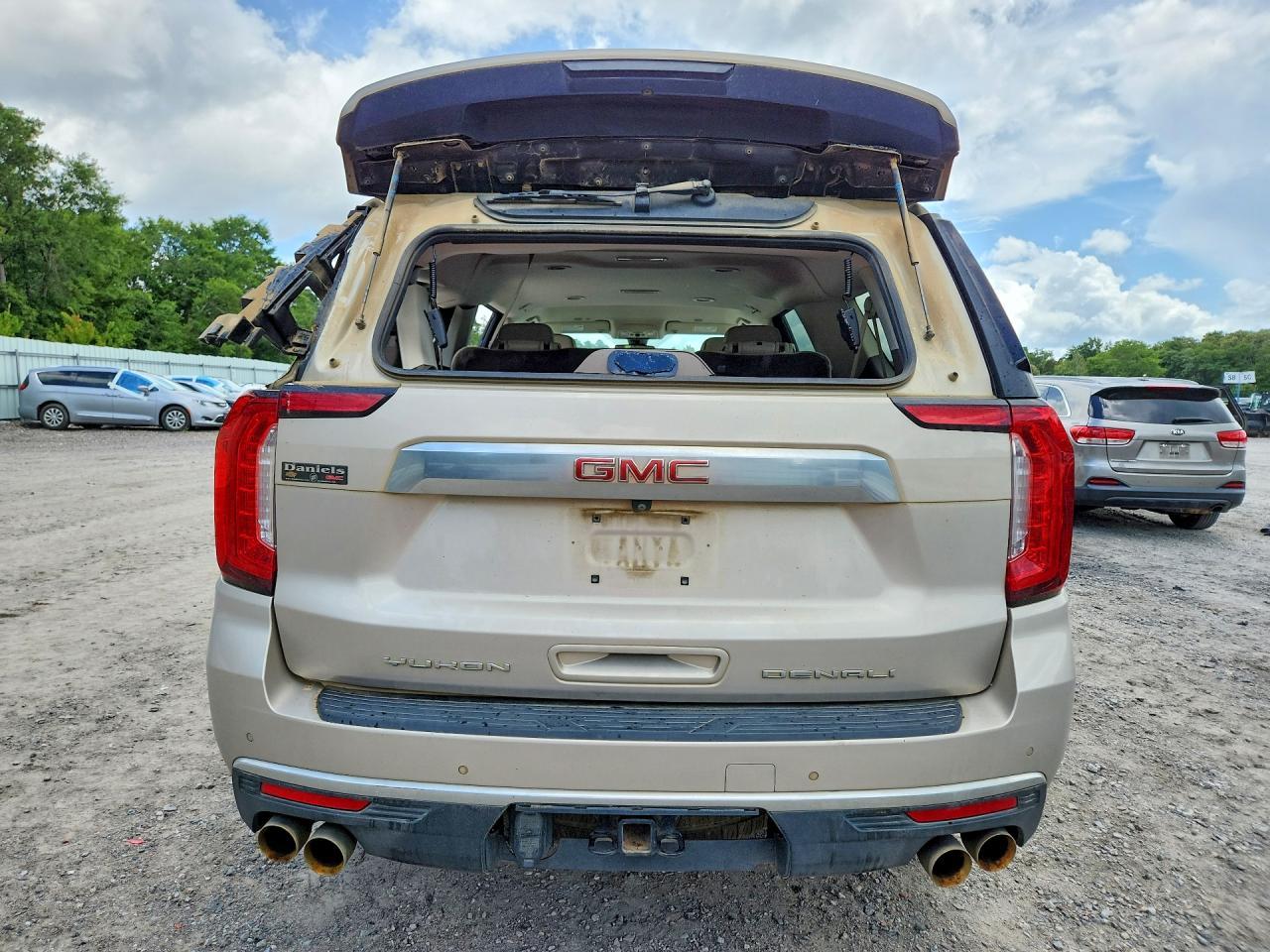 2022 GMC Yukon Xl Denali - Image 6
