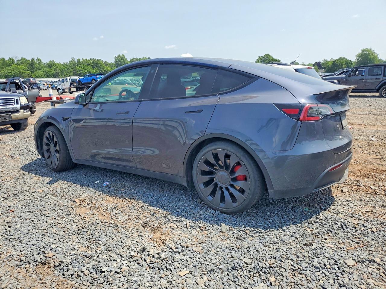 2022 Tesla Model Y - Image 2