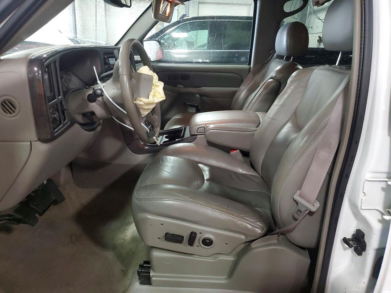 2004 GMC Yukon Denali - Фото 7