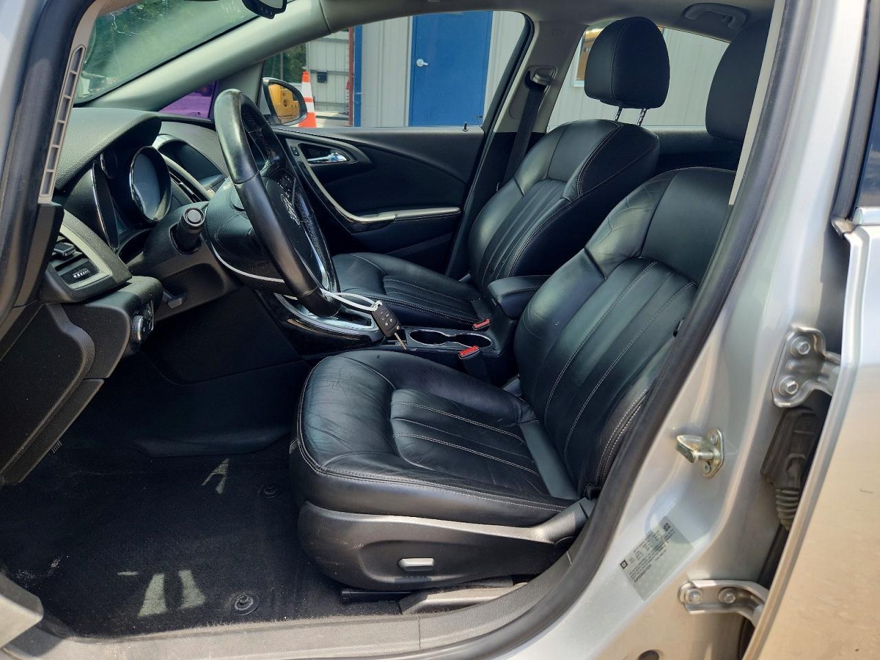 2014 Buick Verano - Image 7