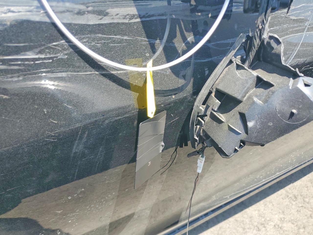 2023 Tesla Model 3 - Image 7