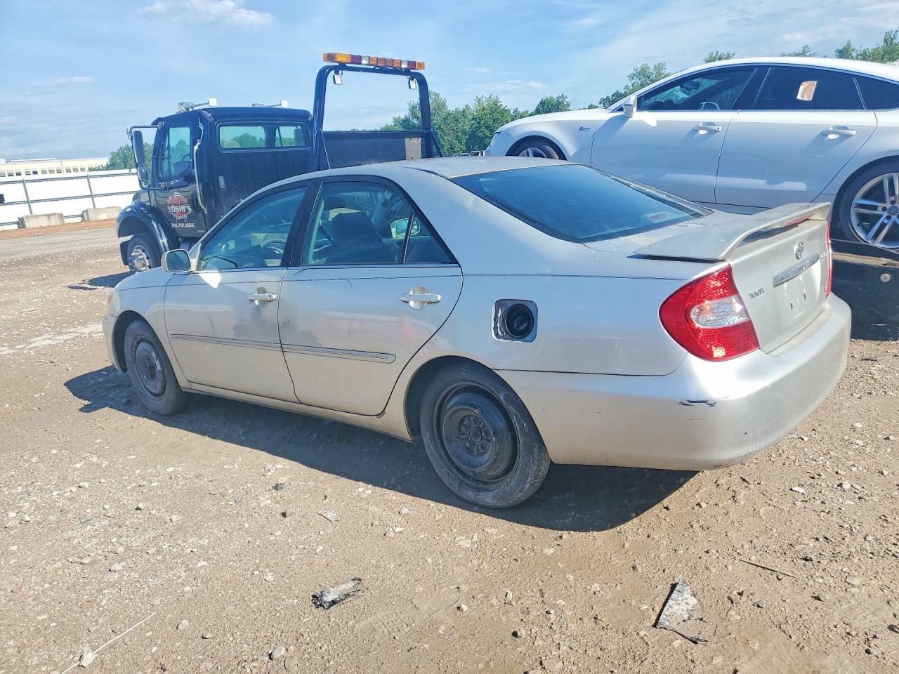 2002 Toyota Camry Xle V6 - Фото 2