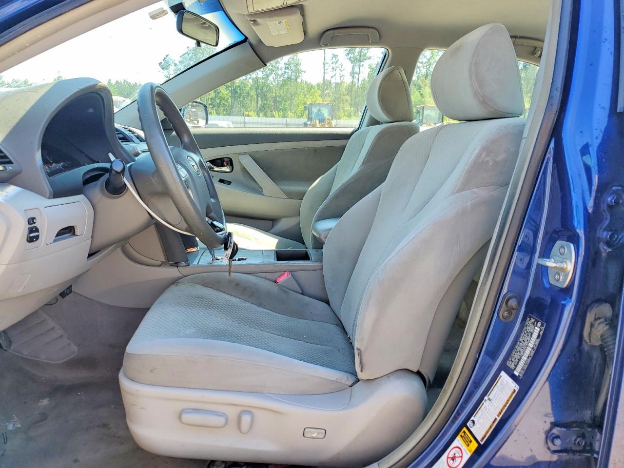 2007 Toyota Camry Le - Image 7