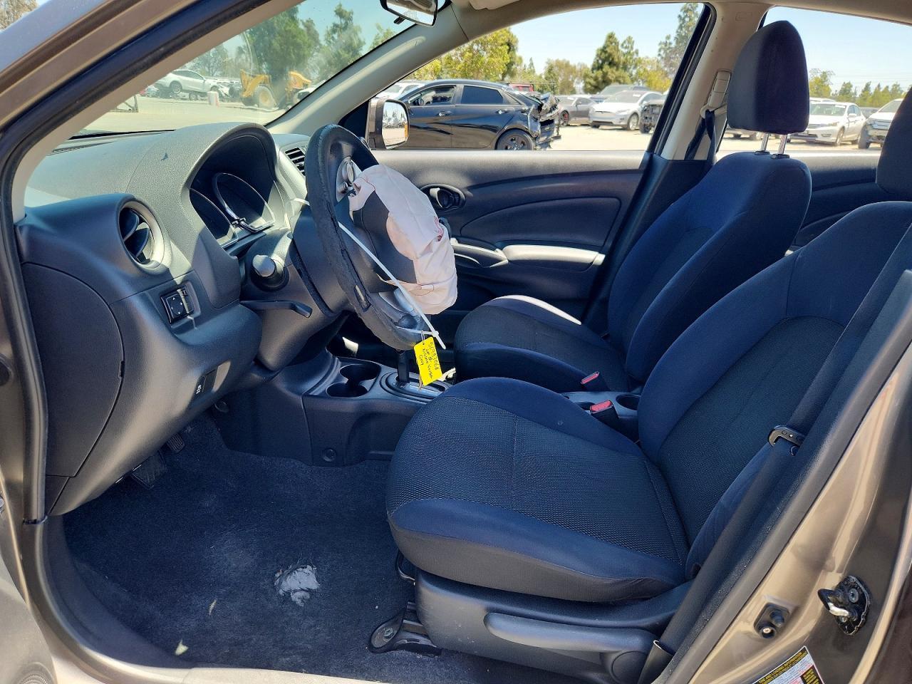 2012 Nissan Versa 1.6 S - Фото 7