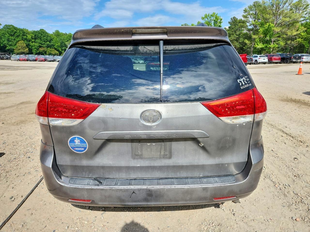 2012 Toyota Sienna Le - Фото 6
