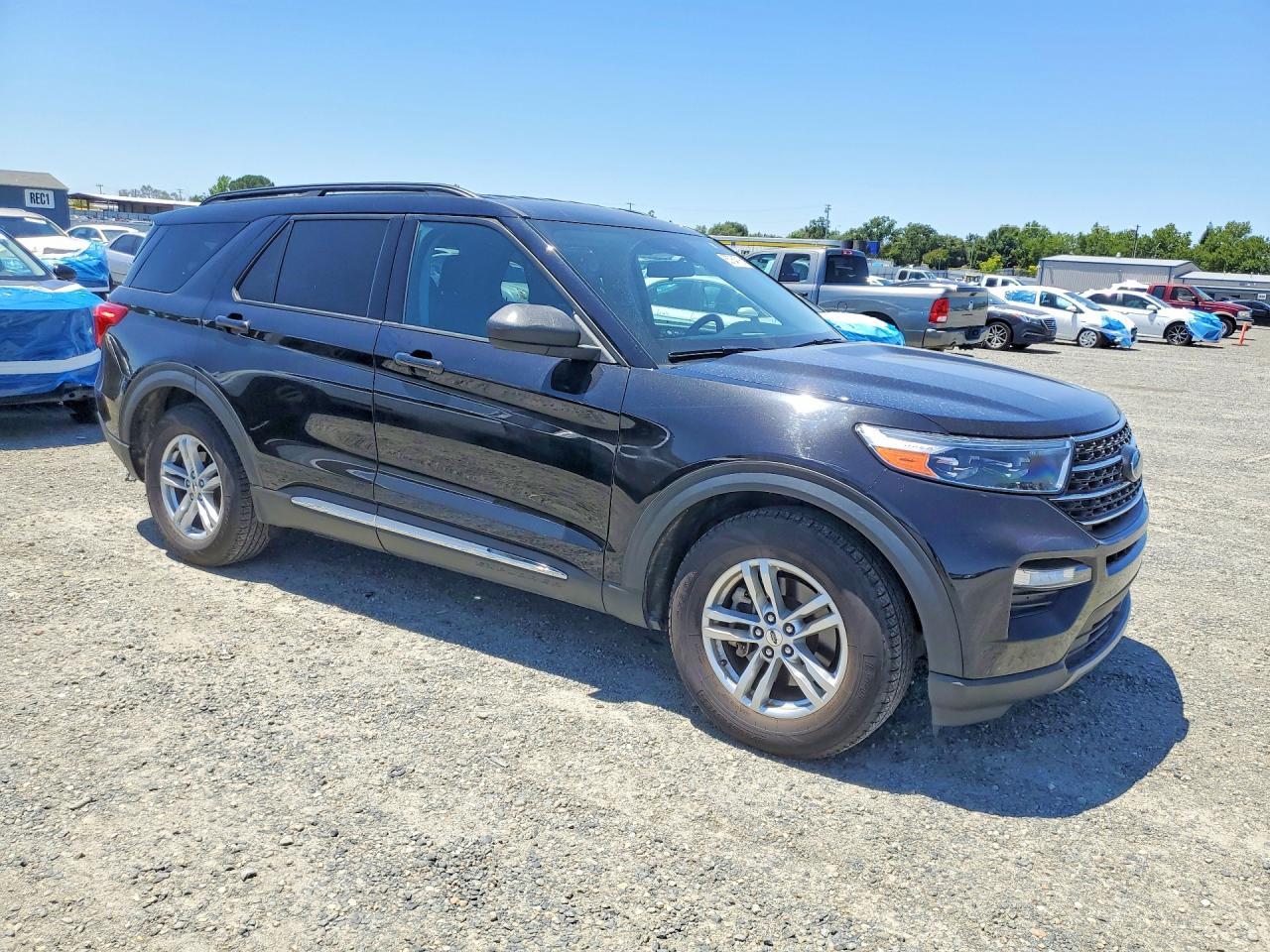 2023 Ford Explorer Xlt - Фото 4