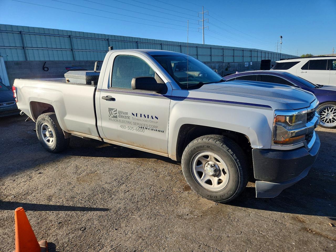 2017 Chevrolet Silverado C1500 - Фото 4