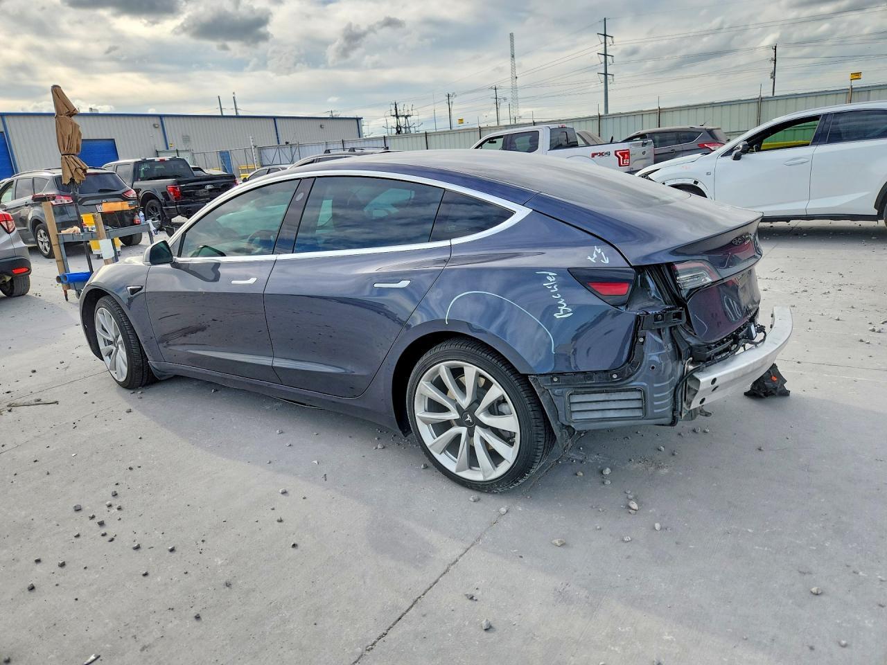2020 Tesla Mdl 3 - Фото 2