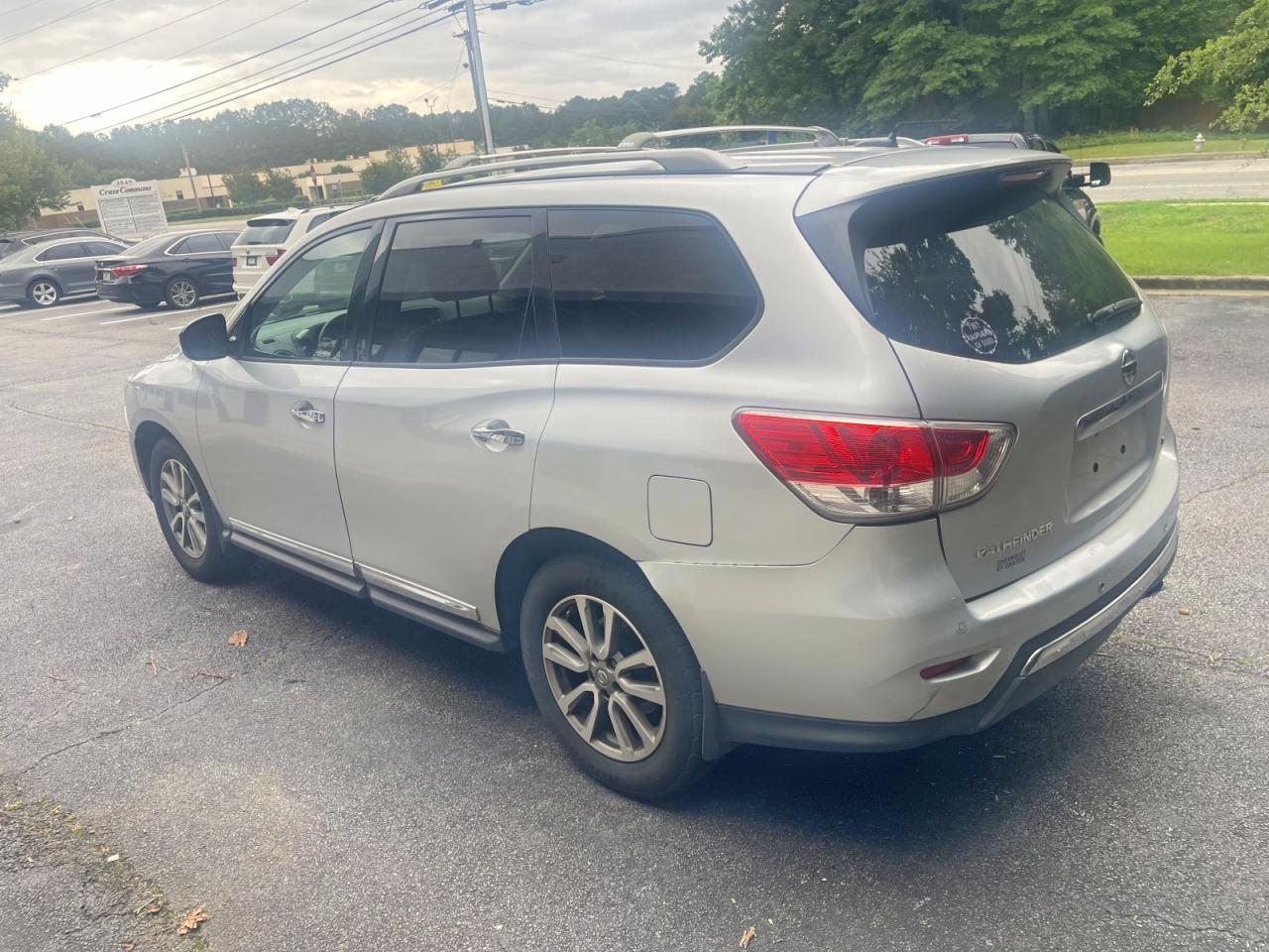 2014 Nissan Pathfinder Sl - Фото 3