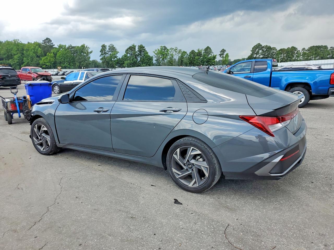 2025 Hyundai Elantra Sel Sport - Фото 2