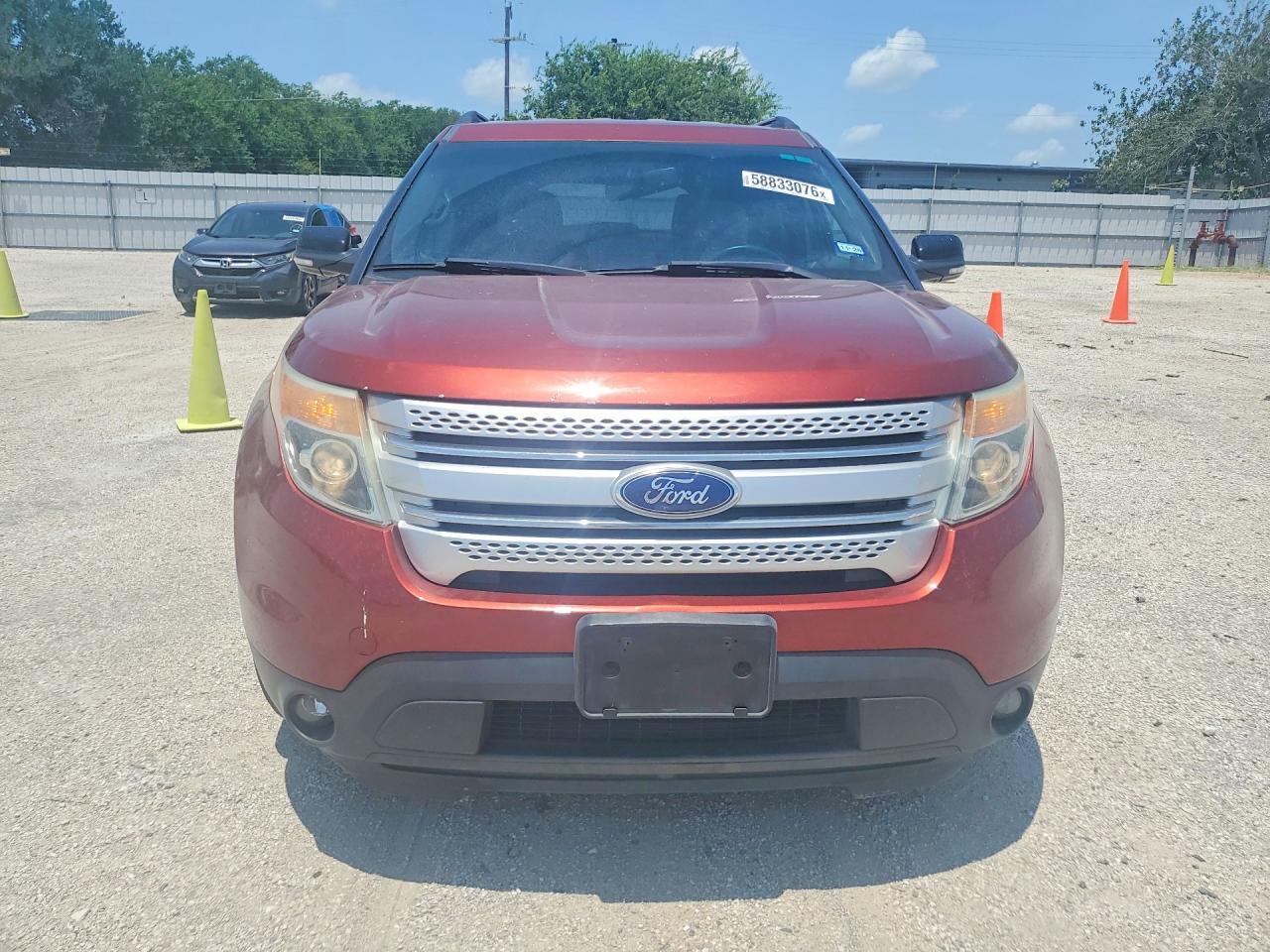 2014 Ford Explorer Xlt - Image 5