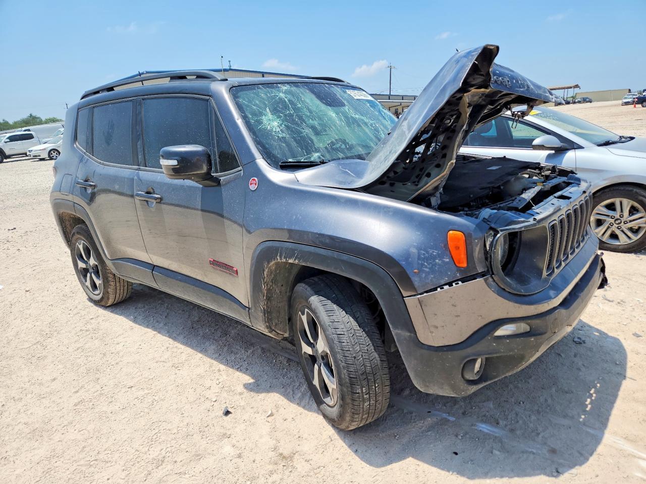 2019 Jeep Renegade Trailhawk - Image 4