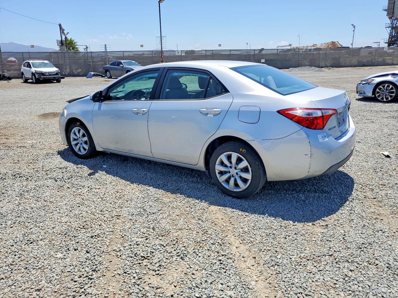 2016 Toyota Corolla Le - Image 2