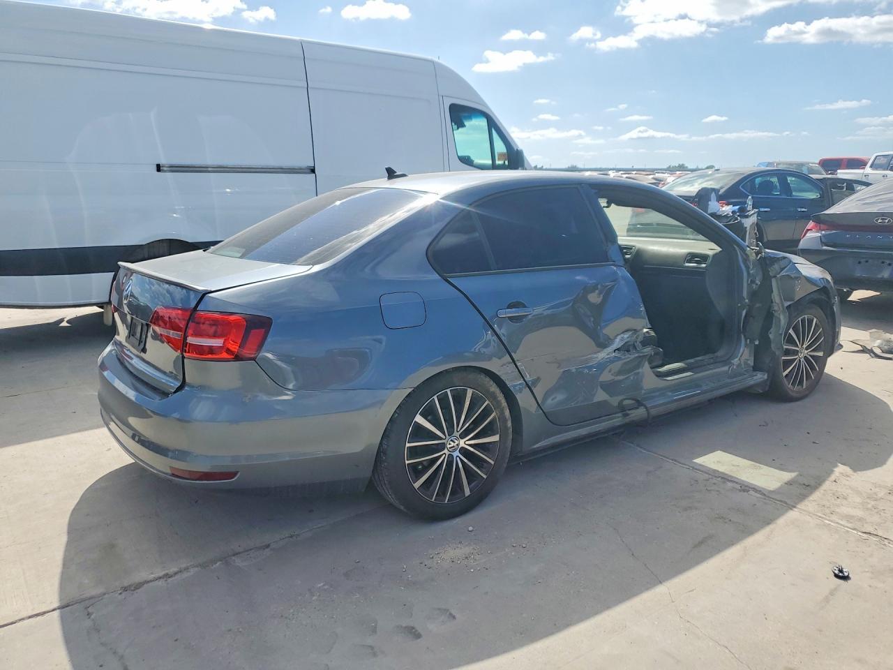 2015 Volkswagen Jetta Se - Фото 3