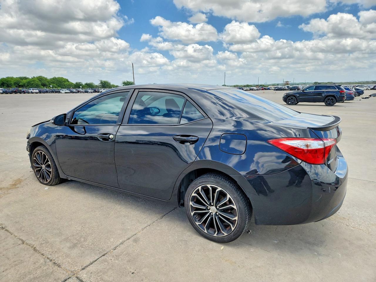 2014 Toyota Corolla S Plus - Фото 2