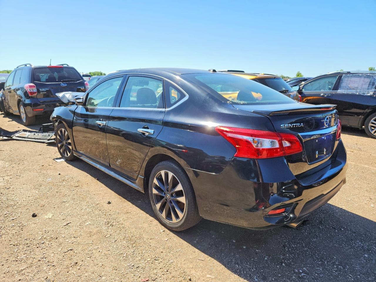2018 Nissan Sentra Sr - Фото 2