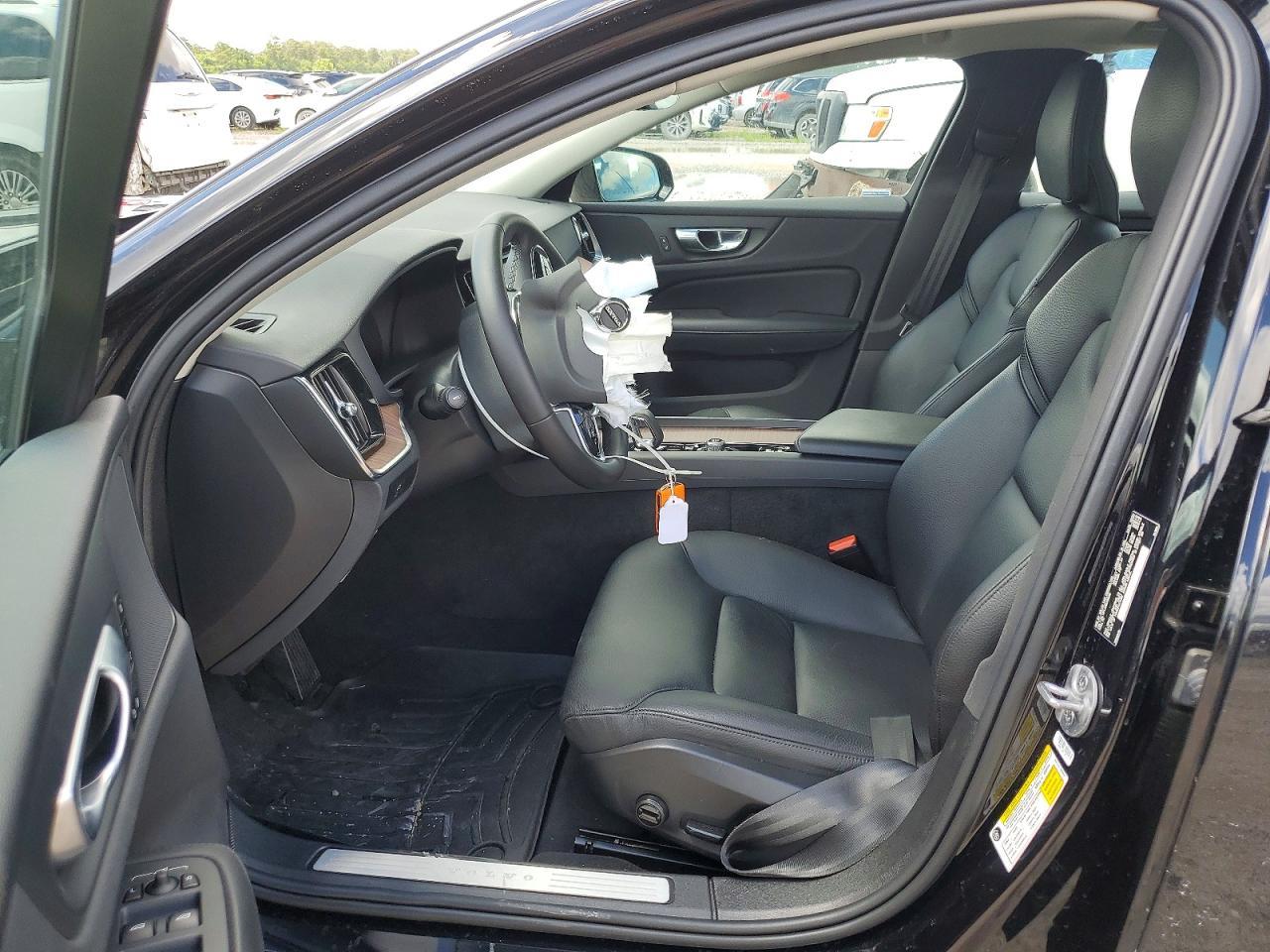 2024 Volvo S60 Plus - Image 7