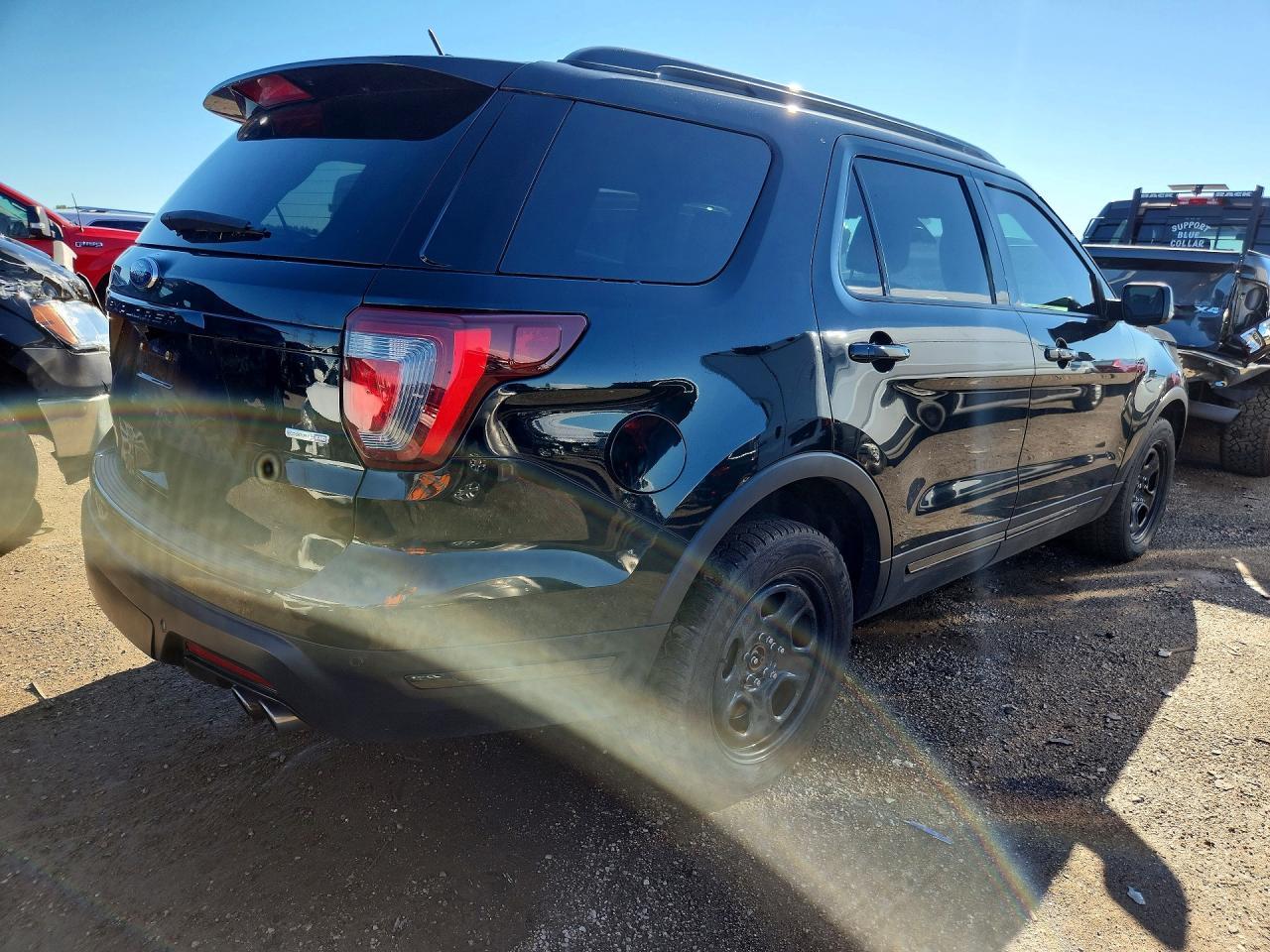 2018 Ford Explorer Sport - Image 3