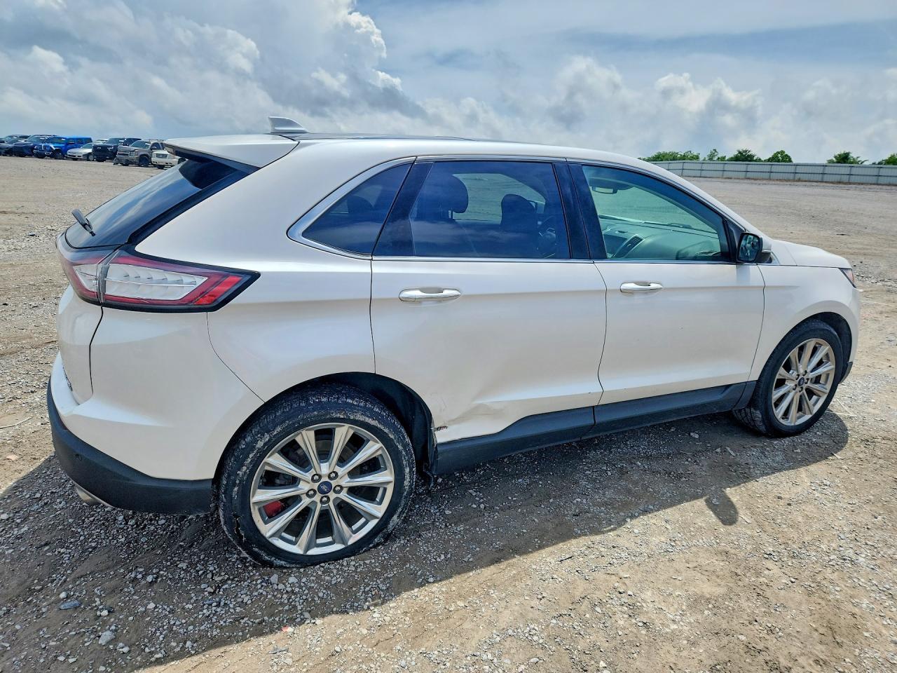2018 Ford Edge Titanium - Фото 3