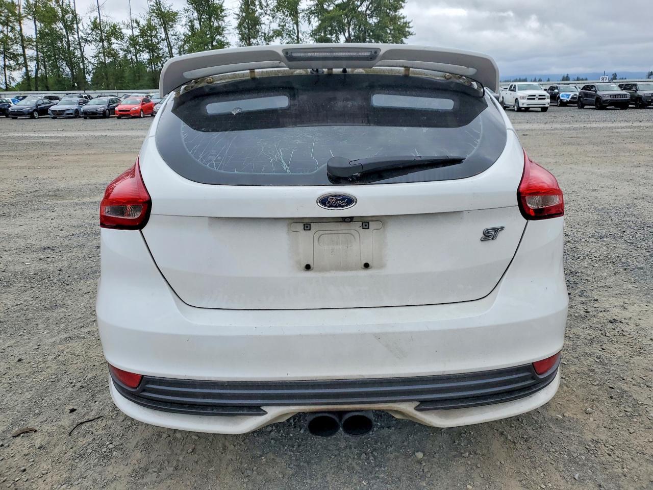 2016 Ford Focus St - Image 6