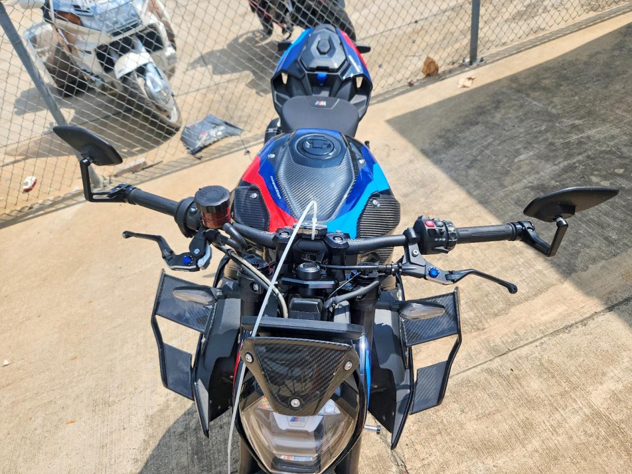 2023 BMW M 1000 R - Фото 5