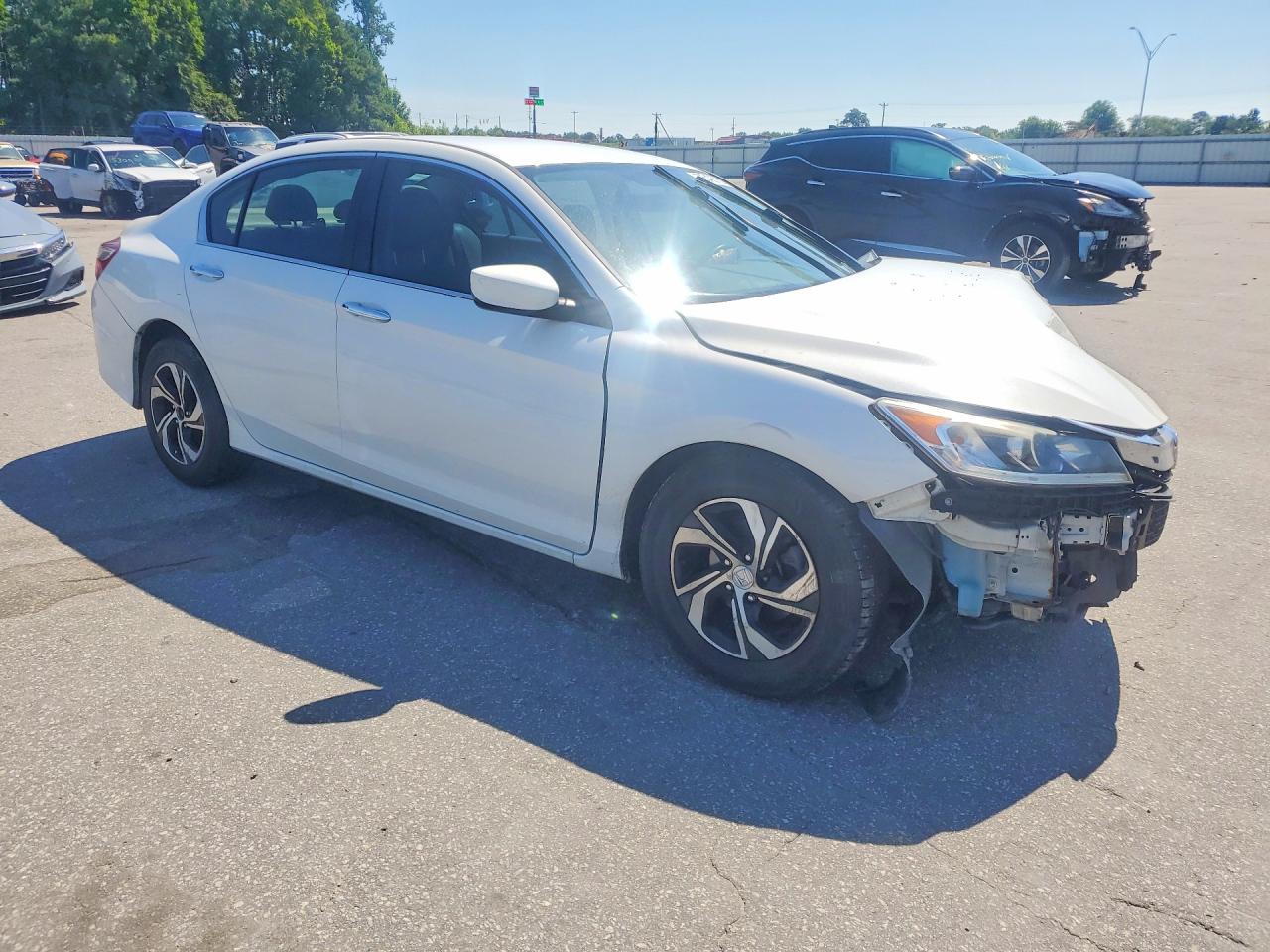 2017 Honda Accord Lx - Фото 4