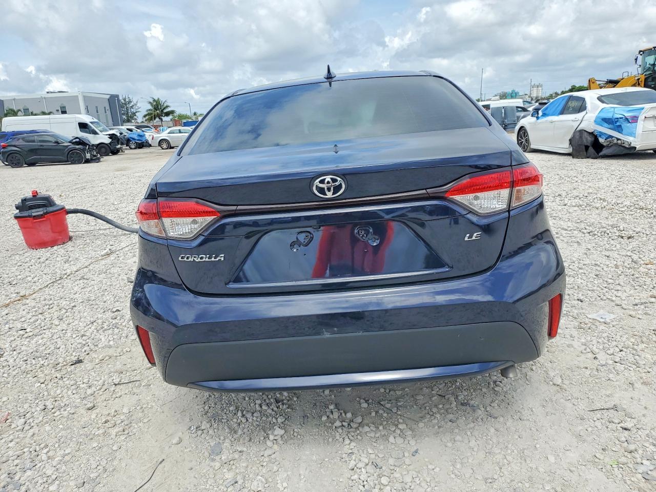 2020 Toyota Corolla Le - Фото 6