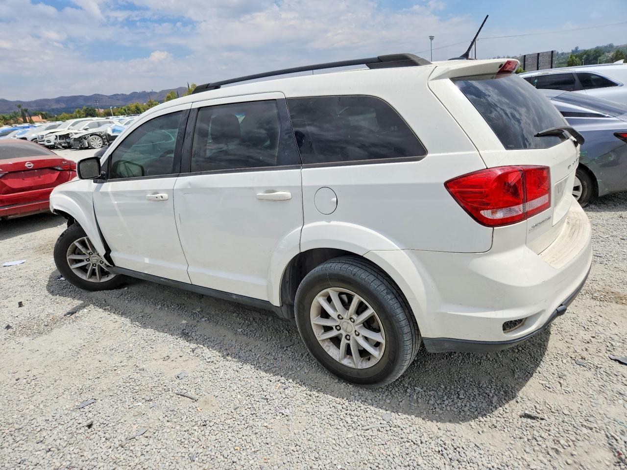 2016 Dodge Journey Sxt - Image 2