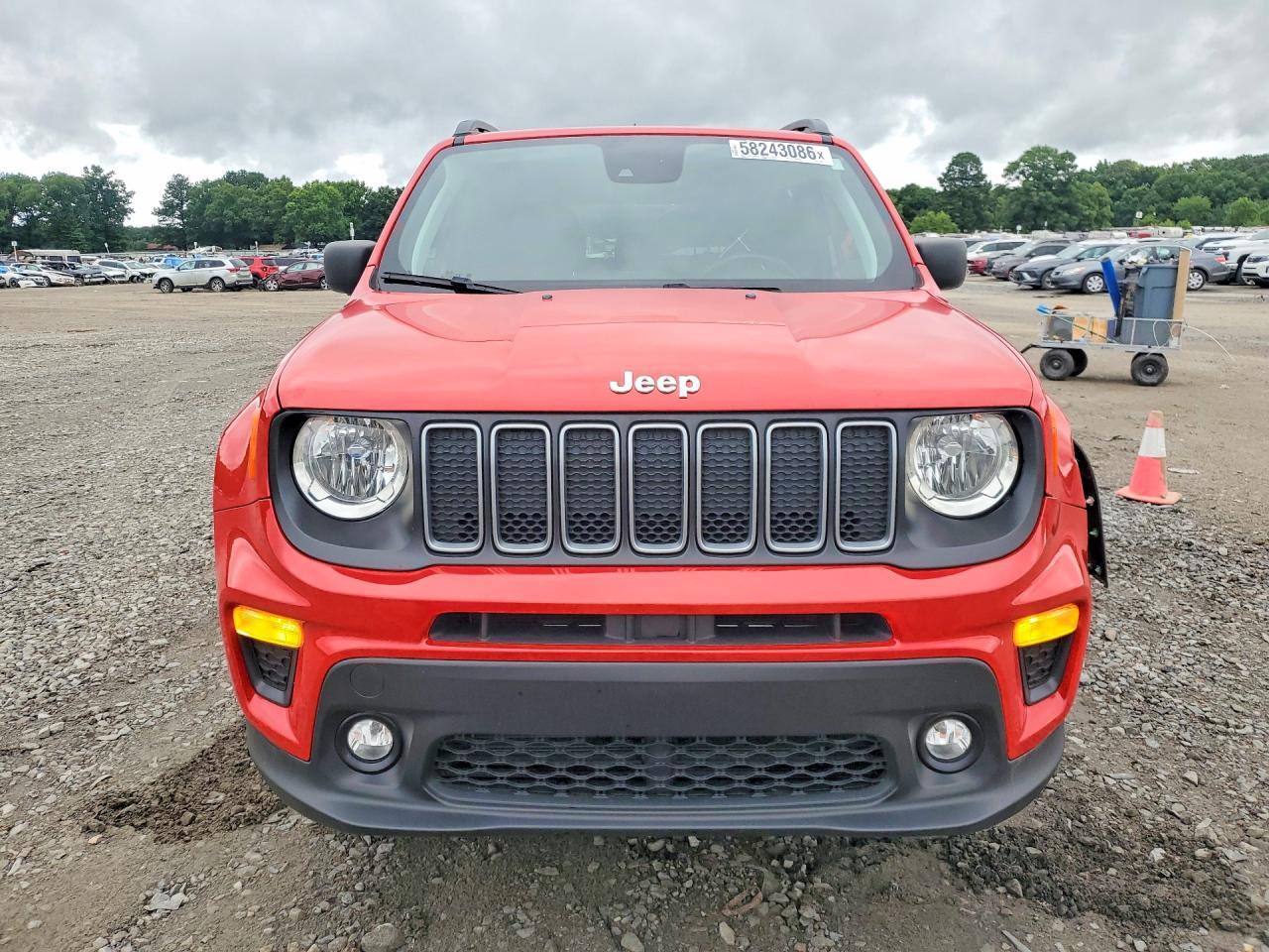 2022 Jeep Renegade Latitude - Фото 5