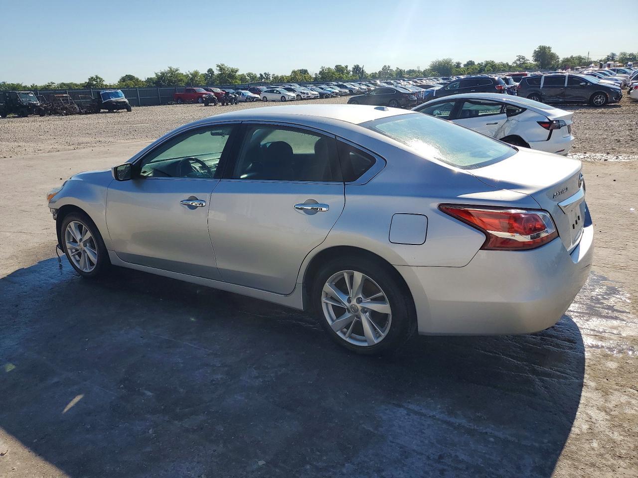2013 Nissan Altima 2.5 - Фото 2