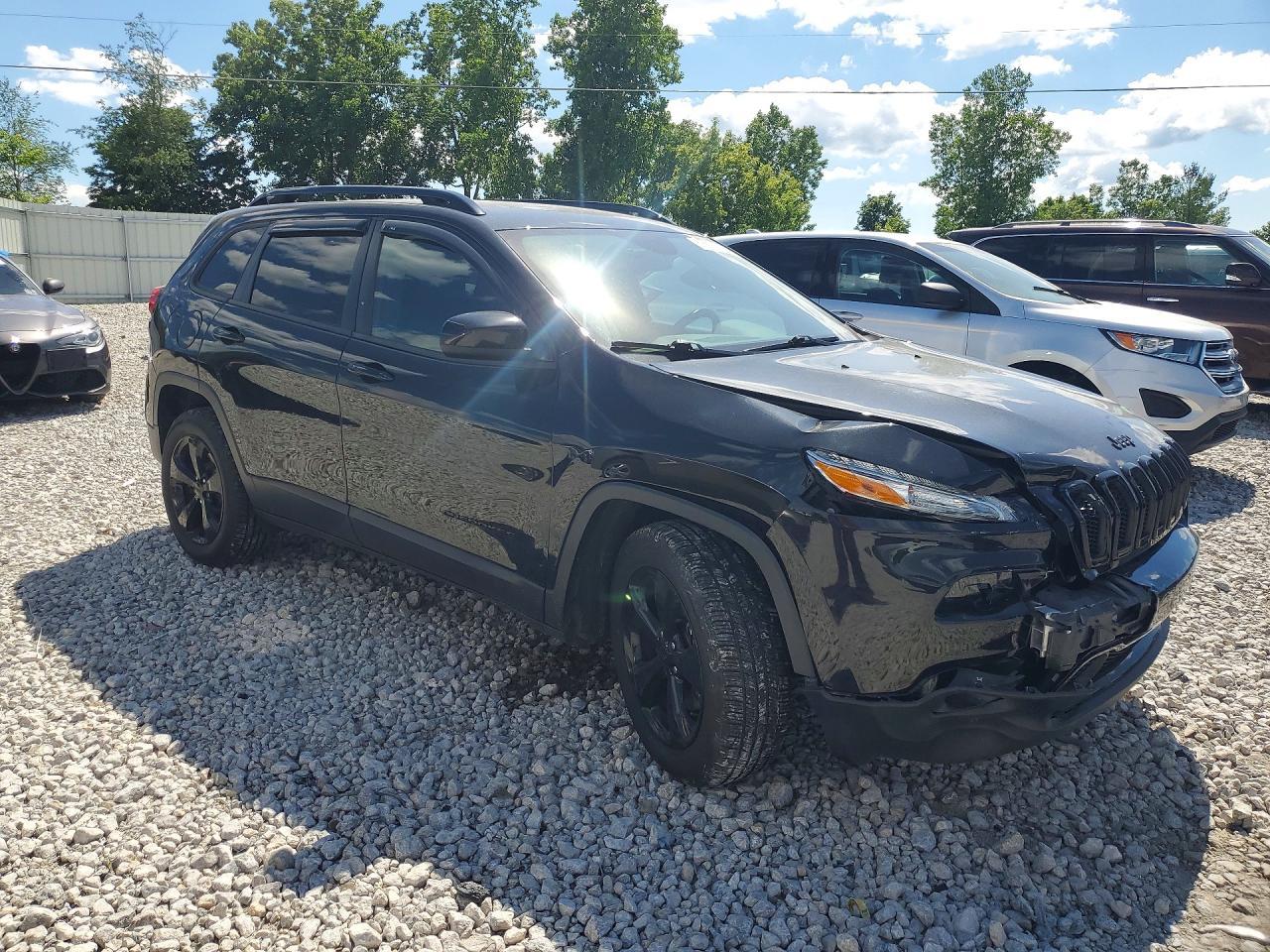 2016 Jeep Cherokee Latitude - Image 4